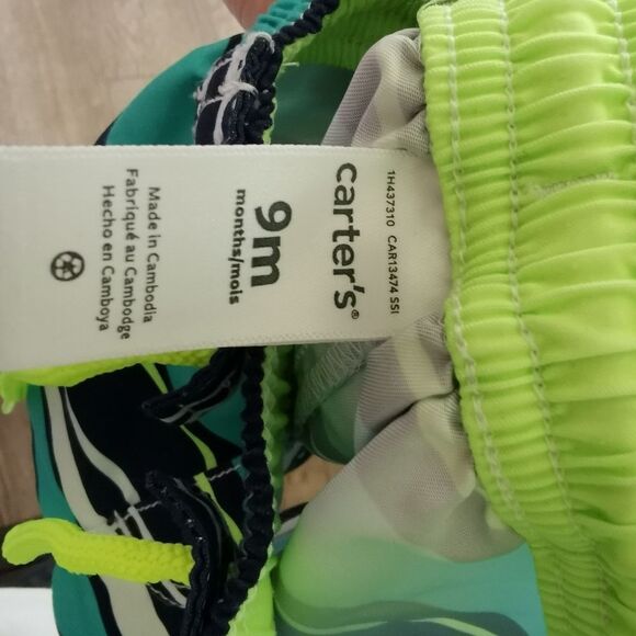 3/$15 Carter's swim trunks size 9 m - Picture 2 of 4